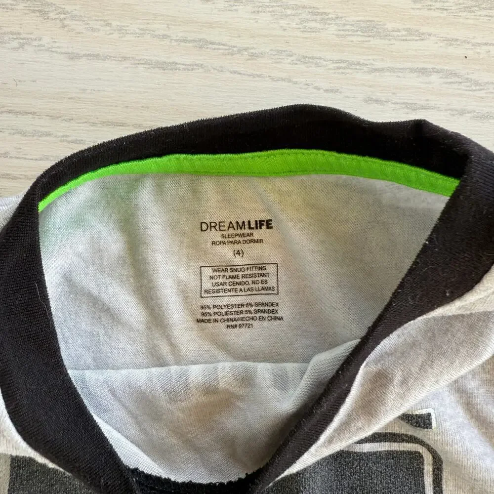 Dreamlife Boy’s Size 4 Gray “5% Awake” Long Sleeve Pajama Top